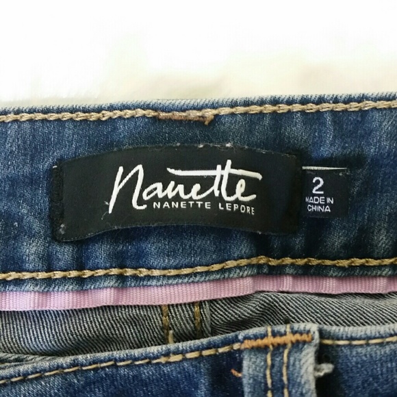 **SALE** NANETTE LEPORE Thompson boyfriend jeans 2 - Picture 4 of 8